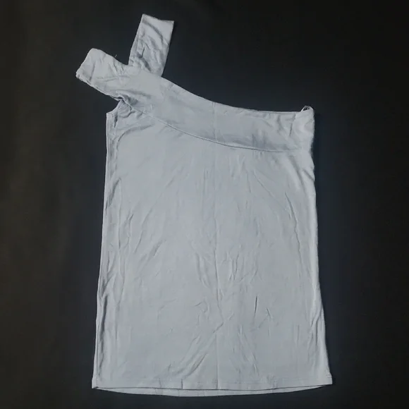 One-Shoulder Top - Picture 4 of 5